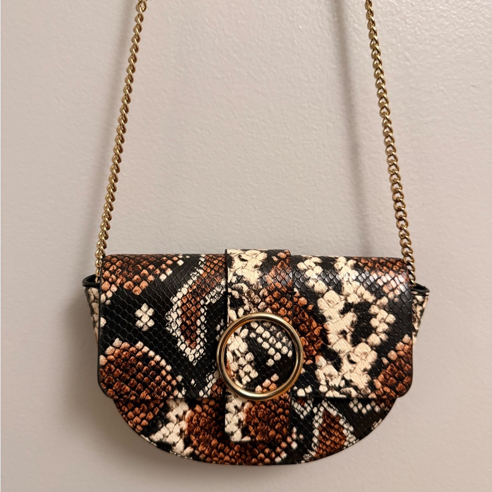 Mango Snakeskin Crossbody Bag with Gold Chain